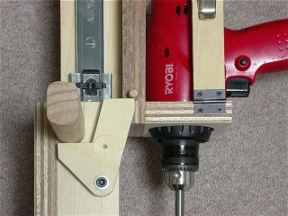 http://vicdiy.com/products/drill_stand/image/addon25_320.jpg